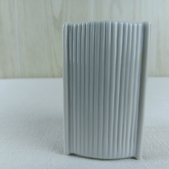 3.3" Enesco Karen Hahn Vintage 1987 Mother Goose Book Ceramic Bank Fairy Tale. - Picture 7 of 13